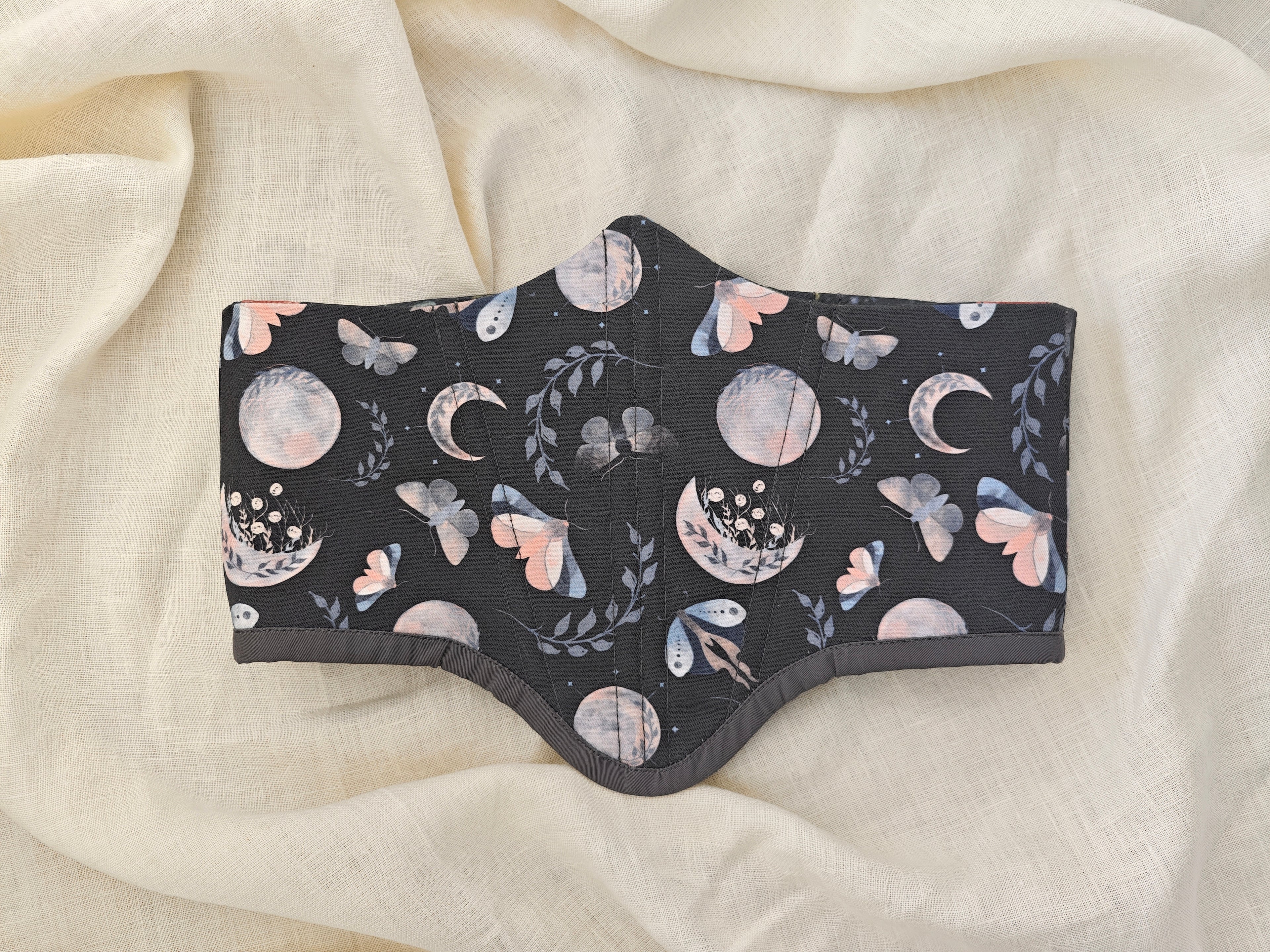 Mothwing Corset