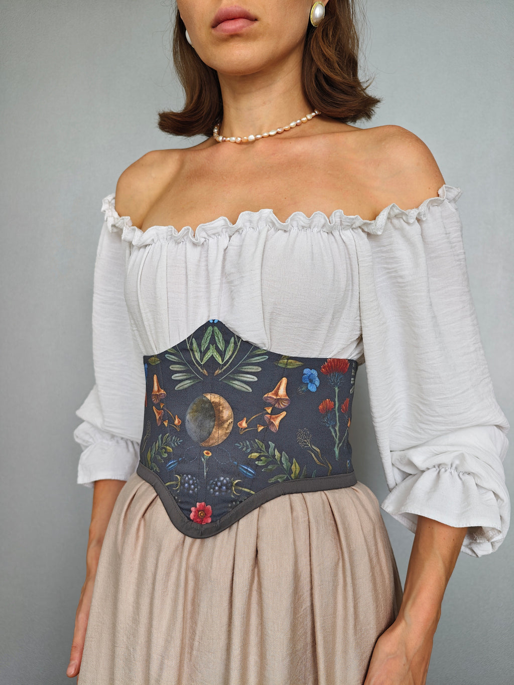Mothwing Corset