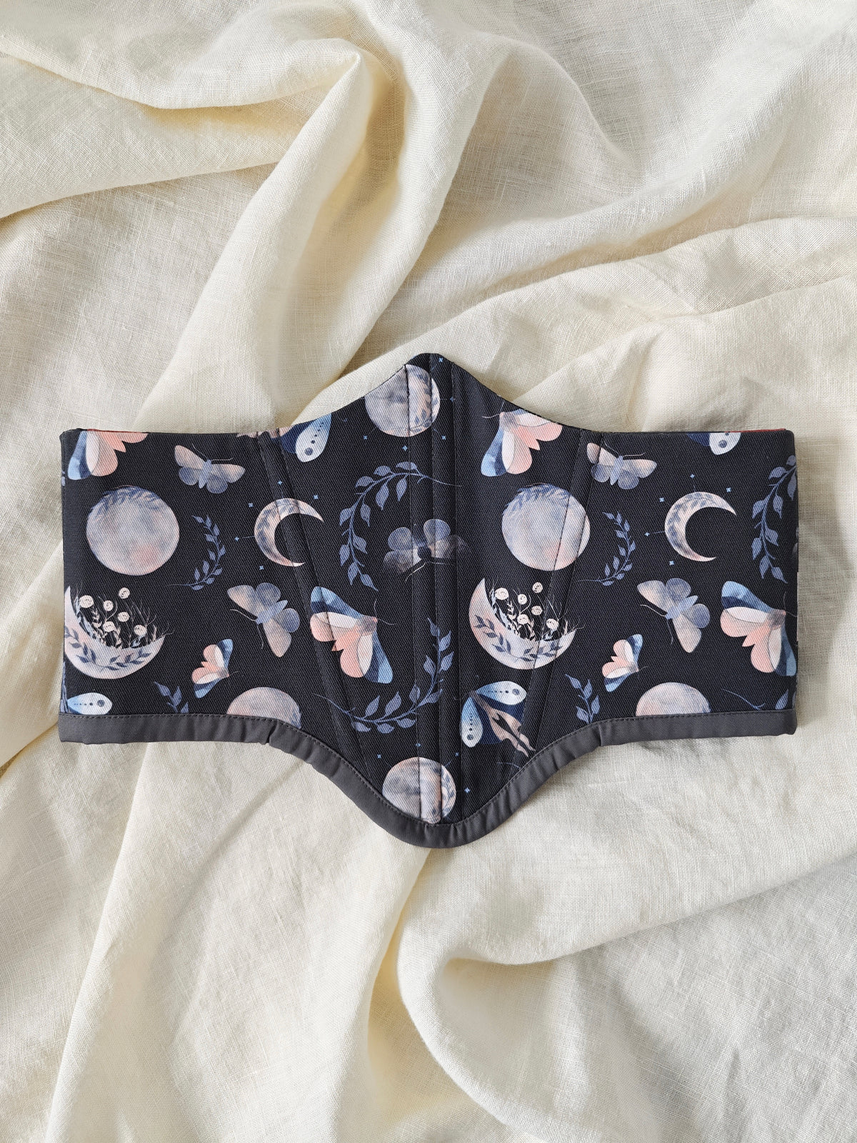 Mothwing Corset