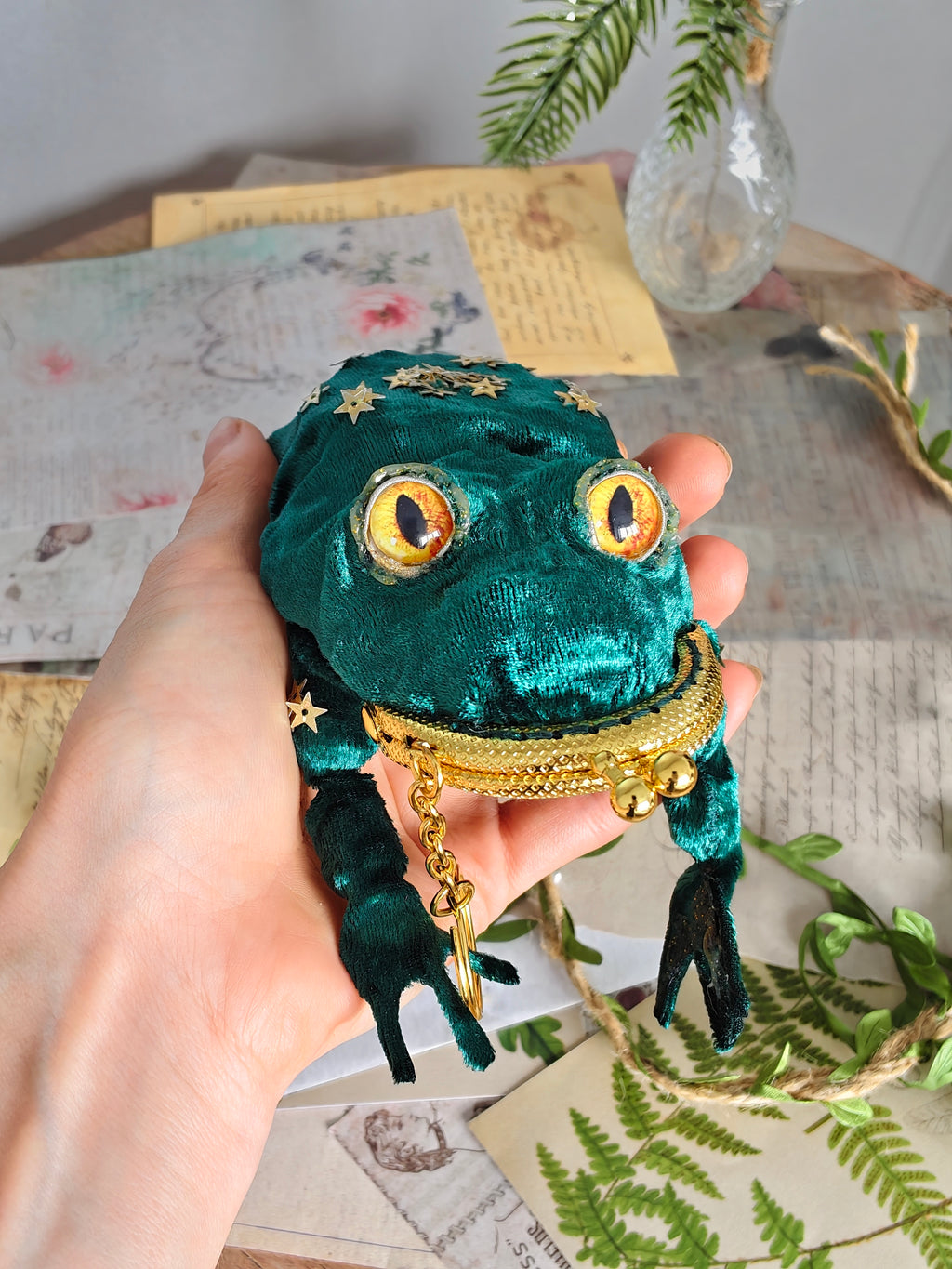 Frog Keychain Purse