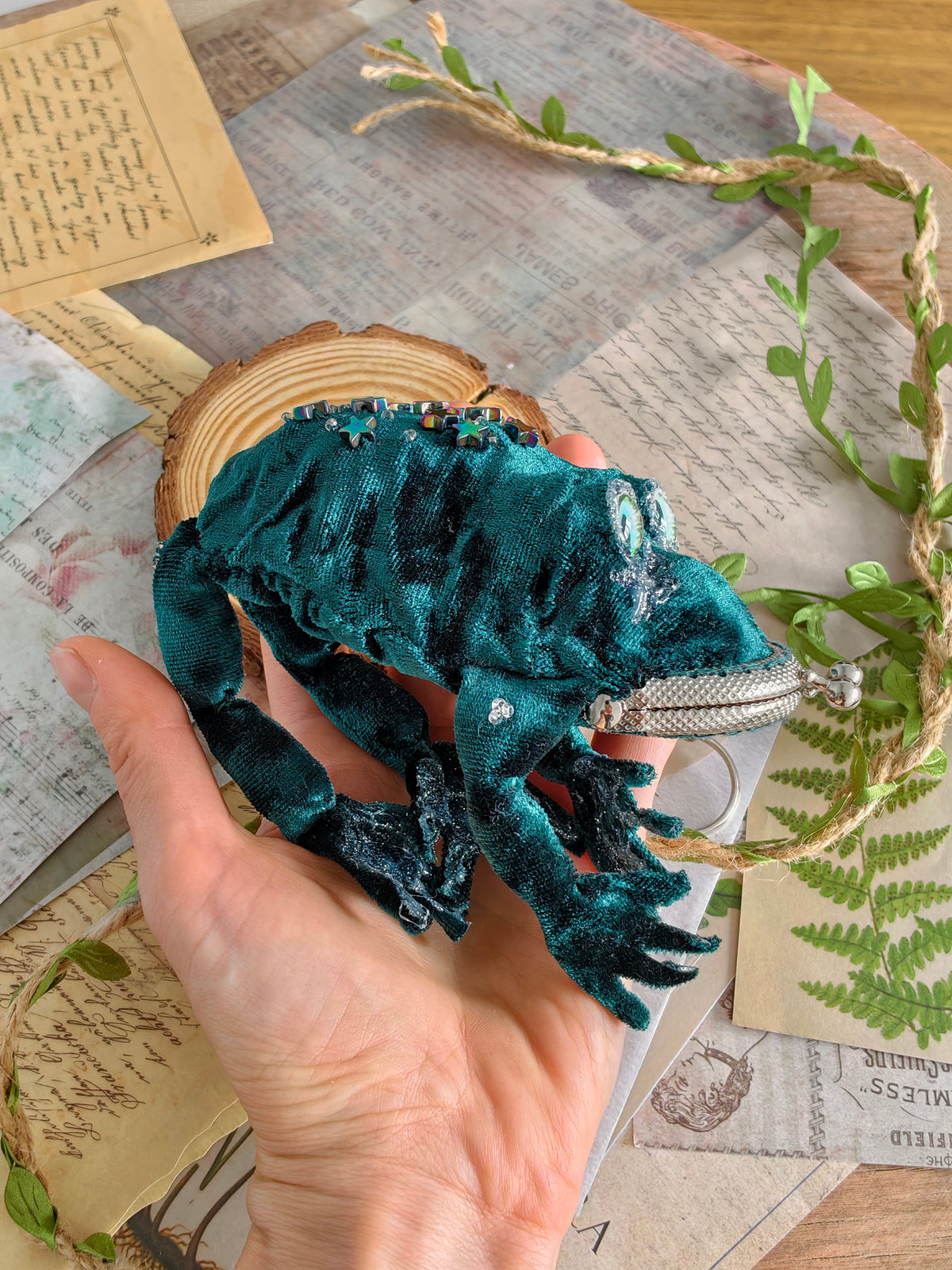 Frog Keychain Purse