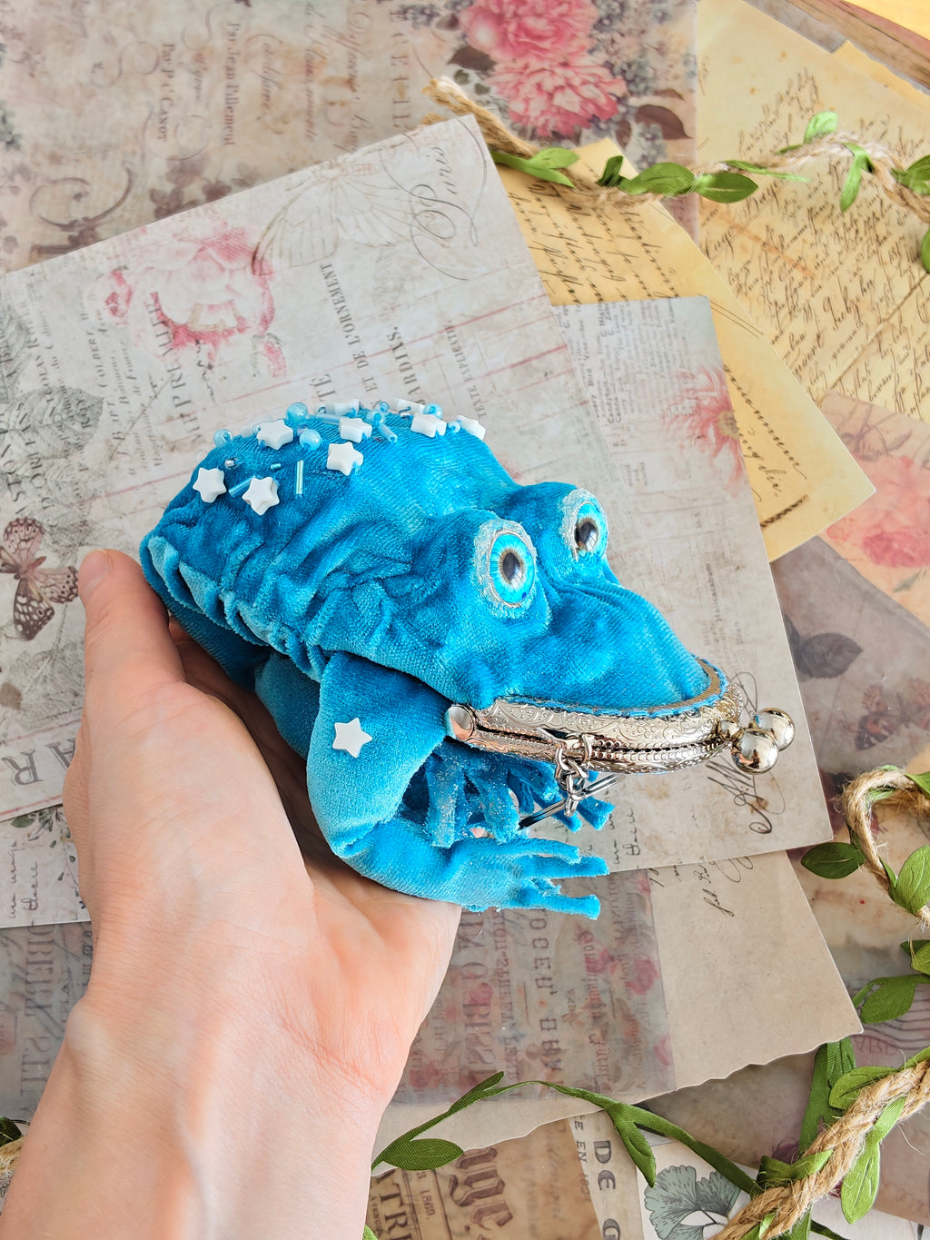 Frog Keychain Purse