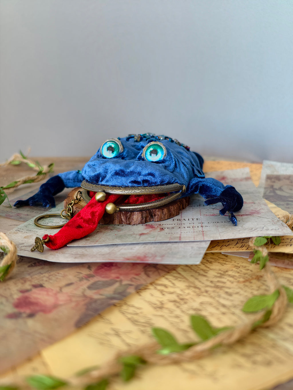 Frog Keychain Purse