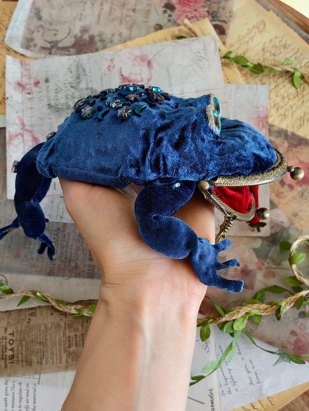 Frog Keychain Purse