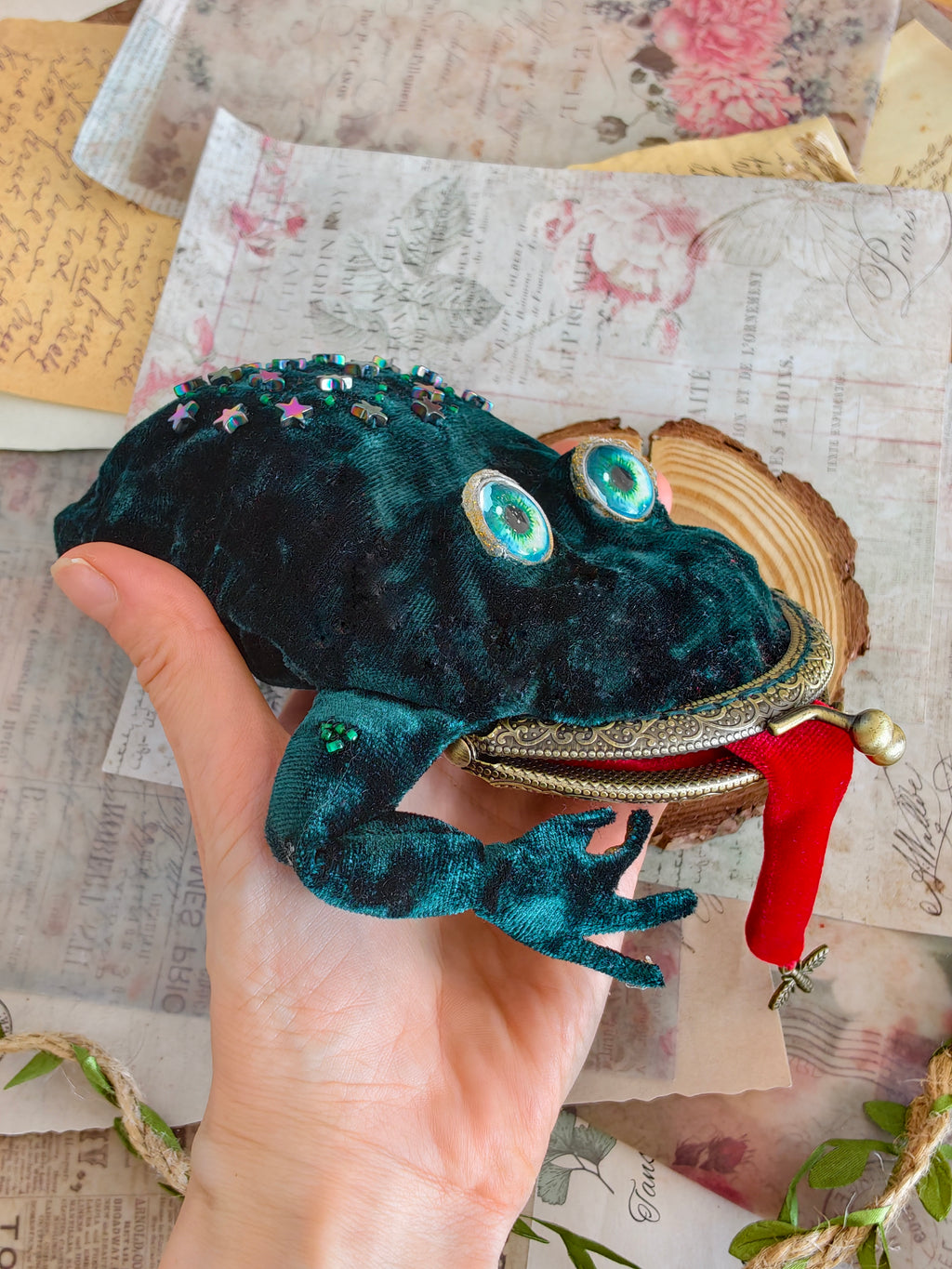 Frog Keychain Purse