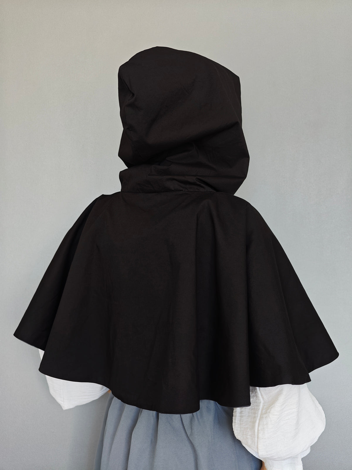 Lunar Garden Capelet